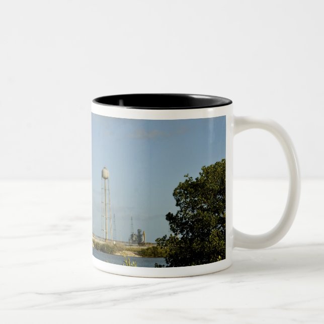 Caneca De Café Em Dois Tons Space Shuttle Atlantis e Endeavor (Direita)