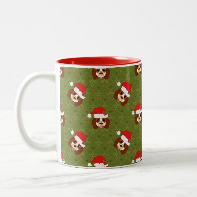 Caneca De Café Em Dois Tons Spaniel de rei Charles descuidado com chapéu do (Esquerda)