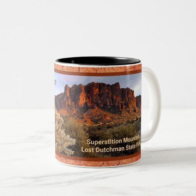 Caneca De Café Em Dois Tons Superstição Arizona Cactus Terracotta (Frente Esquerda)