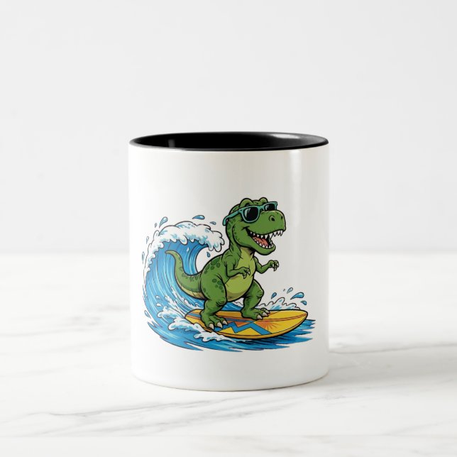 Caneca De Café Em Dois Tons surfasaurus um dinossauro surfista (Centro)