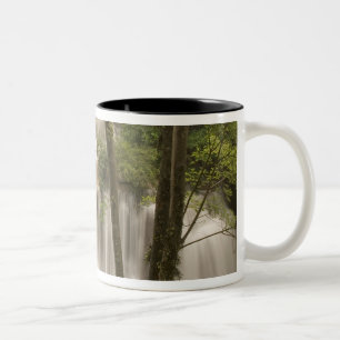 Caneca De Café Em Dois Tons Tailândia, Cachoeira Huai Mae Khamin