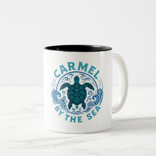 Caneca De Café Em Dois Tons Tartaruga Carmel na praia à beira-mar Califórnia