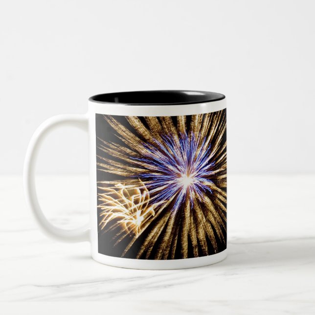 Caneca De Café Em Dois Tons Tela Sizzling Fireworks (Esquerda)