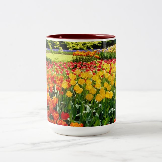 CANECA DE CAFÉ EM DOIS TONS TEMPO DA TULIPA (Centro)