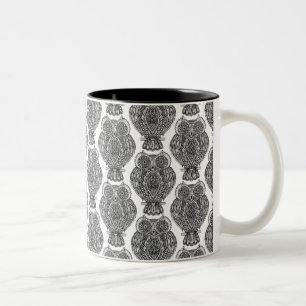 Caneca De Café Em Dois Tons Teste padrão com Doodle das corujas