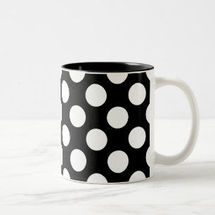 Caneca De Café Em Dois Tons Teste padrão de bolinhas preto e branco