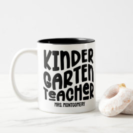 Caneca De Café Em Dois Tons Texto Preto do Professor do Jardim de Infância