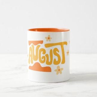 Caneca De Café Em Dois Tons Tipografia Floral de Agosto