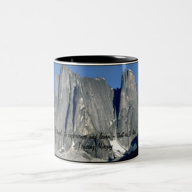 Caneca De Café Em Dois Tons torre 2 da flor de lótus (Centro)