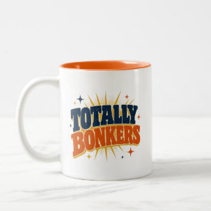 Caneca De Café Em Dois Tons Totalmente Louco - Design de Tipografia Retro
