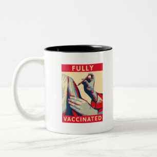 Caneca De Café Em Dois Tons Totalmente Vacinado
