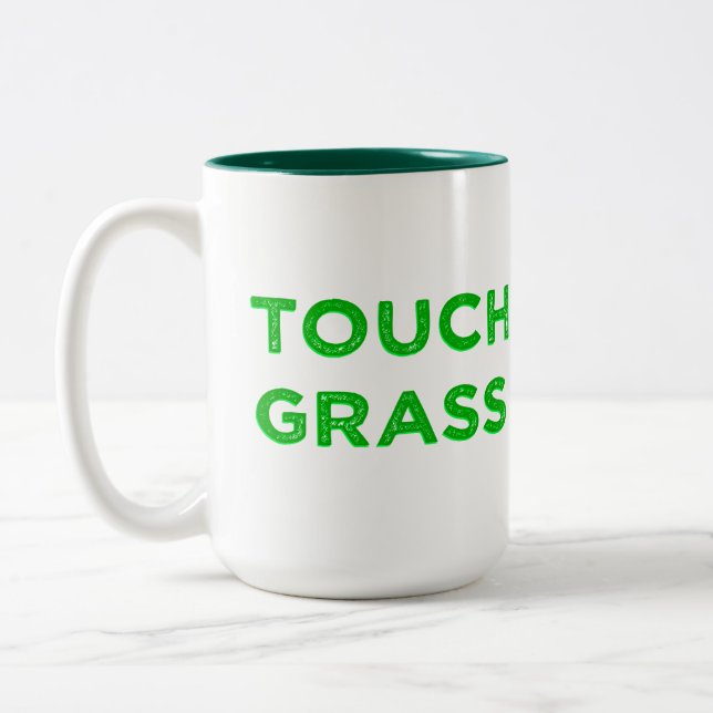 Caneca De Café Em Dois Tons Touch Grass (Esquerda)