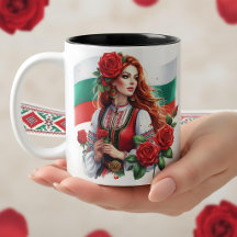 Tradição do Folclore da Bandeira Búlgara Mulher Ro