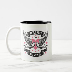 Caneca De Café Em Dois Tons Traga os corações e pombas engraçados da Pizza Dia