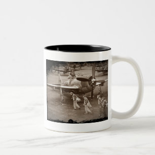 Caneca De Café Em Dois Tons Treinamento de pilotos de combate em raio P-47