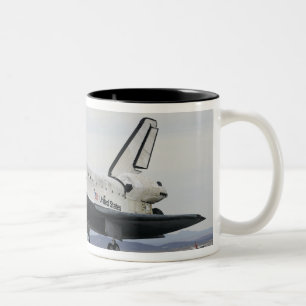 Caneca De Café Em Dois Tons Trem de aterragem principal da descoberta do