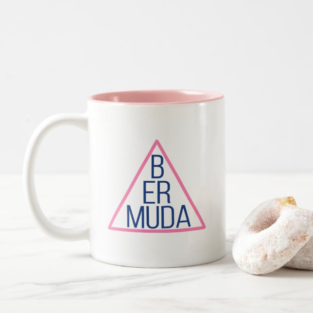 Caneca De Café Em Dois Tons Triângulo das Bermudas com Dentro de Texto Moderno (Com Donut)
