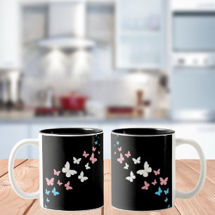 Caneca De Café Em Dois Tons Trilha da Borboleta do Orgulho Transgênero