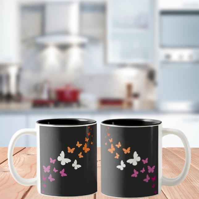 Caneca De Café Em Dois Tons Trilha de Borboleta do Orgulho Pansexual (Criador carregado)