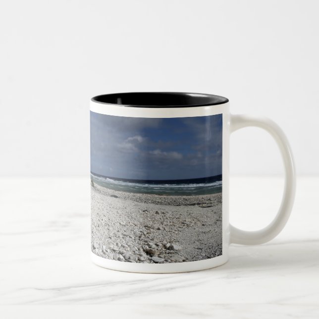 Caneca De Café Em Dois Tons Um bunker desmoronante (Direita)