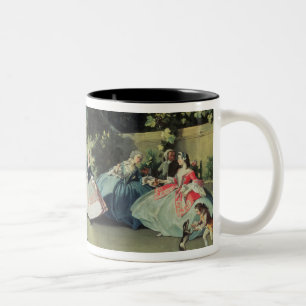 Caneca De Café Em Dois Tons Um jardim decorativo com uma rapariga que dança a