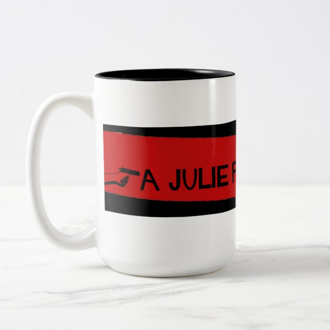 Caneca De Café Em Dois Tons Uma Julie Page Mystery Mug (Esquerda)