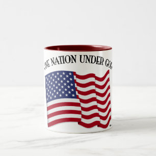 Caneca De Café Em Dois Tons Uma Nação Sob Deus com bandeira dos EUA