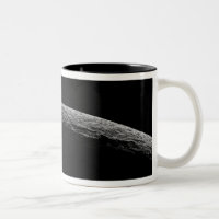 Uma paisagem irreal da lua de Saturno