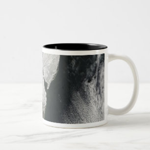 Caneca De Café Em Dois Tons Uma tempestade severa 2 do inverno