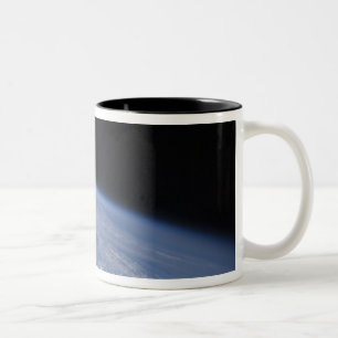 Caneca De Café Em Dois Tons Uma vista alto-oblíqua