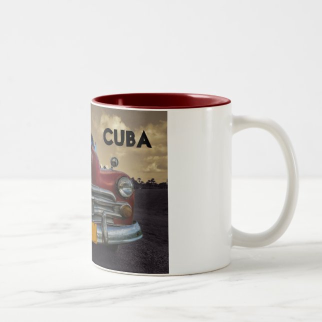Caneca De Café Em Dois Tons Veículo americano clássico em Vinales, Cuba (Direita)