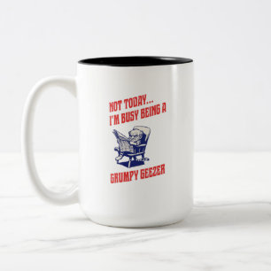 Caneca De Café Em Dois Tons Velho Resmungão Ocupado