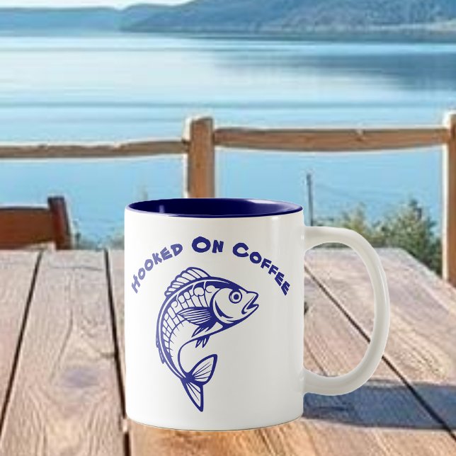 Caneca De Café Em Dois Tons Vestido em Peixe de Café (Hooked on Coffee-Fish Two-Tone Coffee Mug)