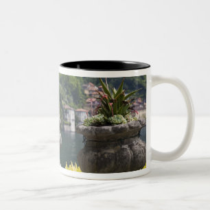 Caneca De Café Em Dois Tons Villa Monastero, jardins e orla do lago, Varenna,