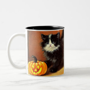 Caneca De Café Em Dois Tons Vintage Black and White Halloween Kitten