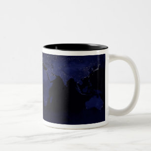 Caneca De Café Em Dois Tons Visão Global das Luzes da Cidade da Terra