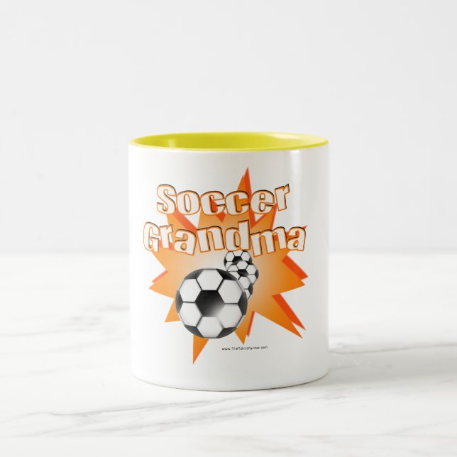 Caneca De Café Em Dois Tons Vovó de futebol (Centro)