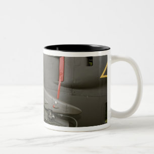 Caneca De Café Em Dois Tons Washington, Olympia, show aéreo militar. 8