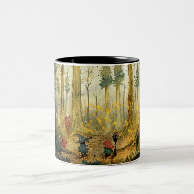 Caneca De Café Em Dois Tons Whimsical Forest Witch Mug (Centro)