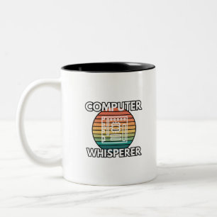 Caneca De Café Em Dois Tons Whisperer de computador codificando humor de TI