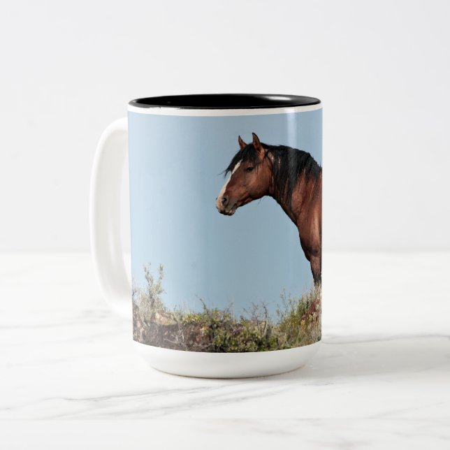 Caneca De Café Em Dois Tons Wild Stallion "Honor Beefeed Mug"  (Frente Esquerda)