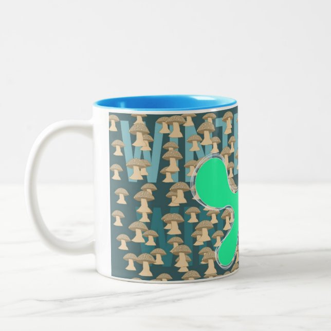 Caneca De Café Em Dois Tons Winthrope, menino do cogumelo (Esquerda)