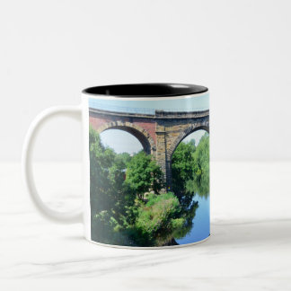 Caneca De Café Em Dois Tons Yarm On Tees Viaduto