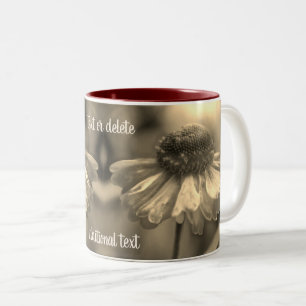 Caneca De Café Em Dois Tons Zinnia Flower Sepia Personalizada