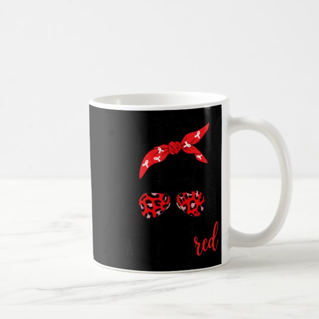 Caneca De Café Em Fevereiro Usamos Vermelho - Conscientização sob (Direita)