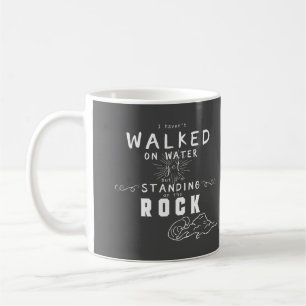 Caneca De Café Em pé na Tipografia Rock Inspirational