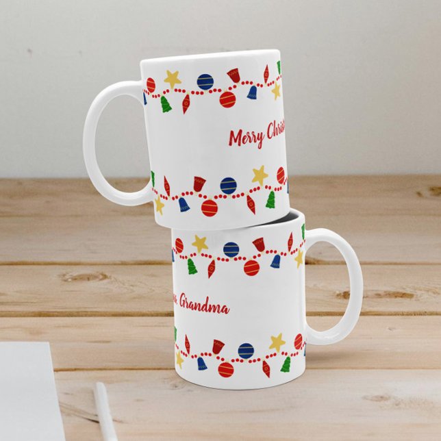 Caneca De Café Enfeites de natal retro festivos (Cute retro Christmas coffee mug with vintage Christmas ornaments and red beaded garland)