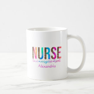Caneca De Café "Enfermeira - Amor, Inspiração, Cura" a Cor Arco-Í