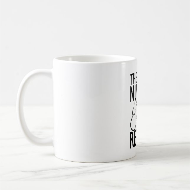 Caneca De Café Enfermeira aposentada - A lenda de enfermagem se a (Esquerda)
