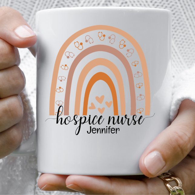 Caneca De Café Enfermeira Hospitalar Script Rainbow Personalizado (Criador carregado)